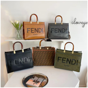 Fendi elegant hand bag for women, luxerious high quality leather for sexy executive women